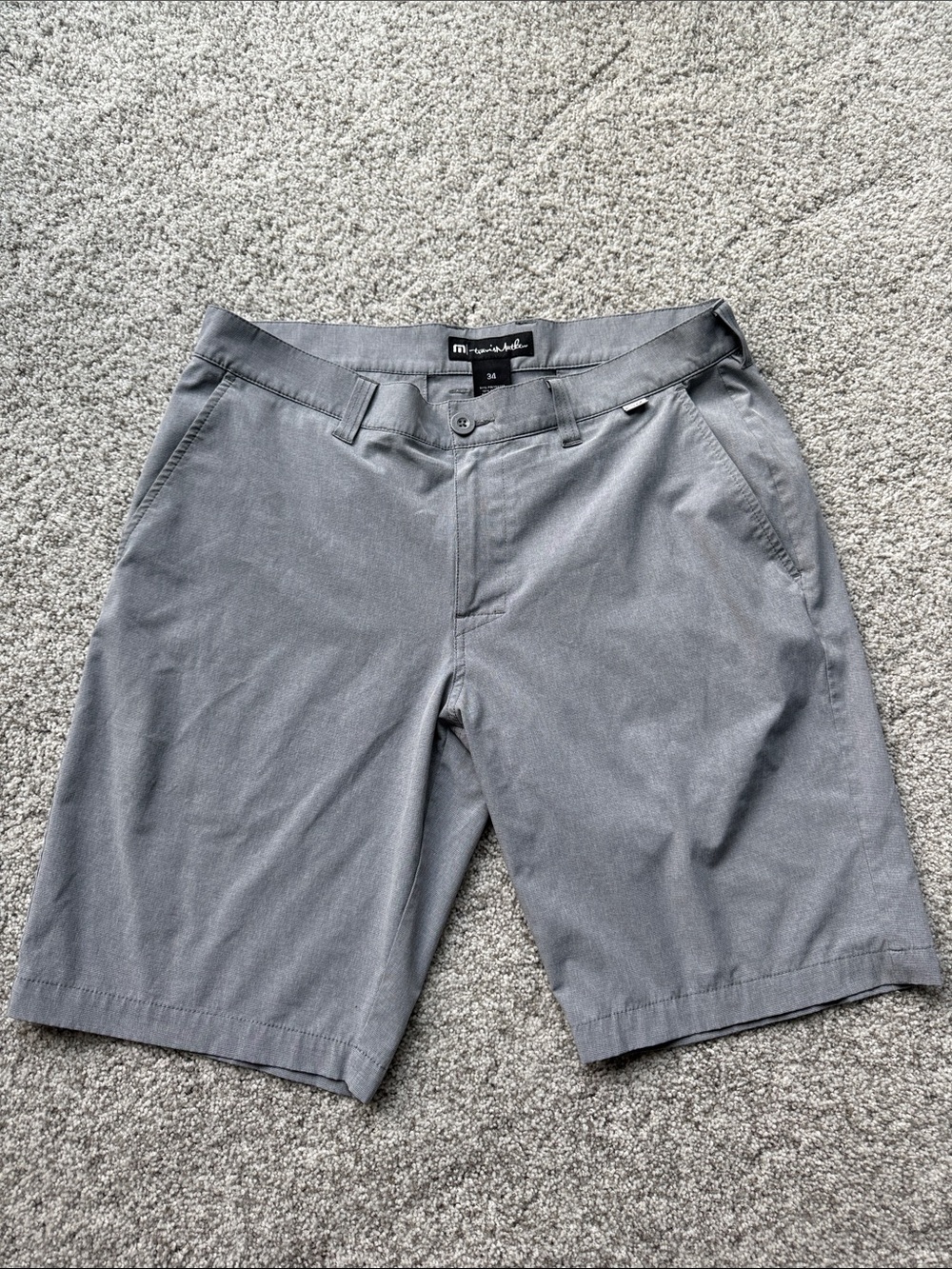 Travis Mathew Men's Light Gray Flat Front Chino Shorts 34 waist